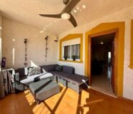 Апартамент в Ориуэле 61 кв.м с террасой у моря