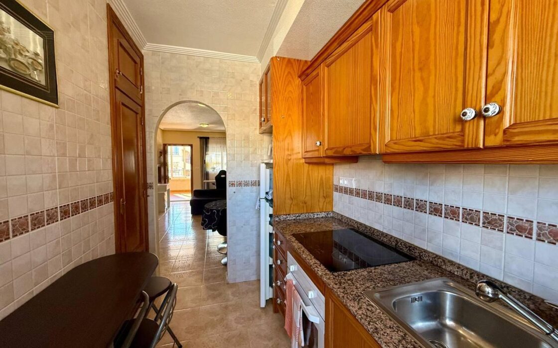 Апартамент в Ориуэле 61 кв.м с террасой у моря