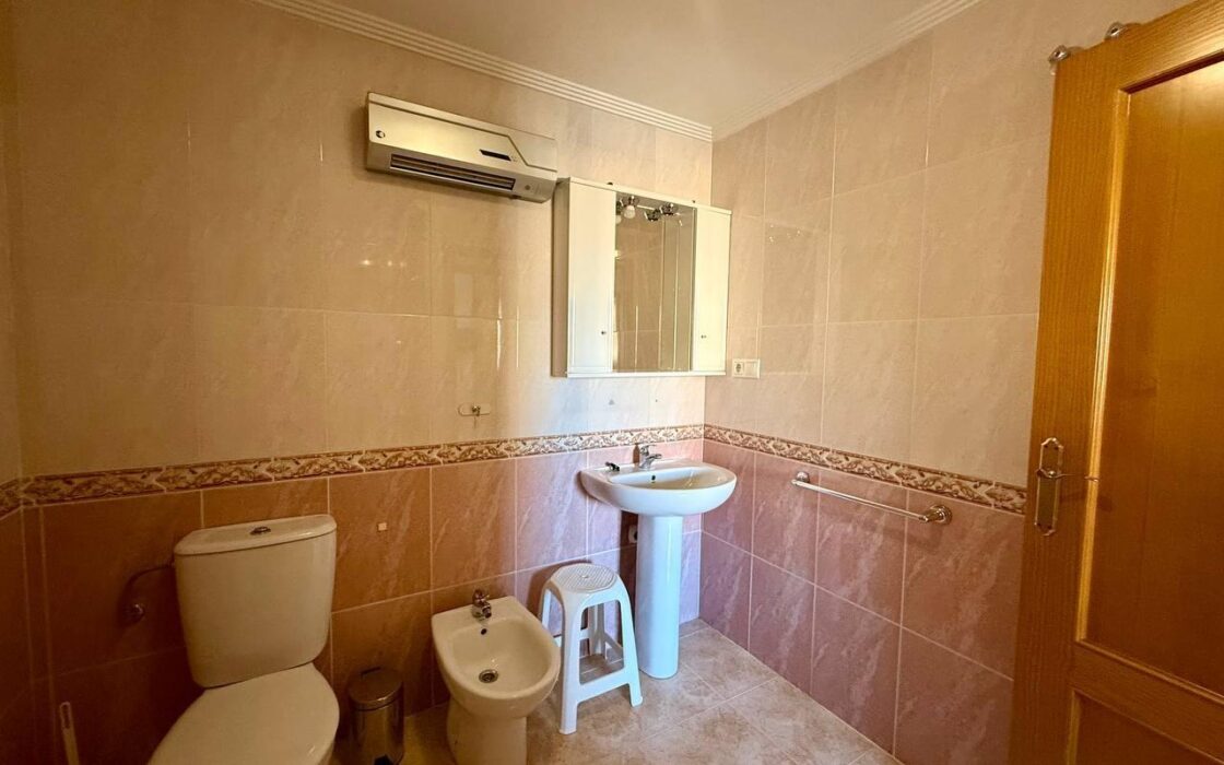 Апартамент в Ориуэле 61 кв.м с террасой у моря