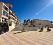 Апартамент в Ориуэле 61 кв.м с террасой у моря