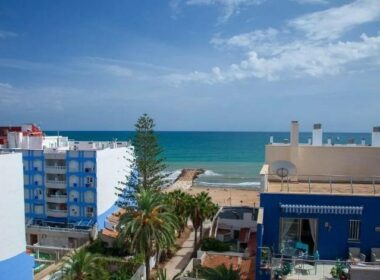 Апартаменты в Торревьехе, 3 комнаты, у Playa de los Locos