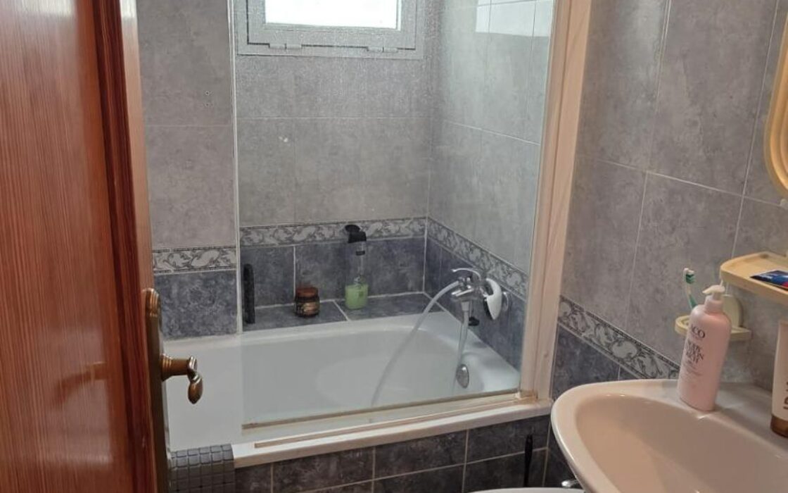 Апартаменты в Торревьехе, 3 комнаты, у Playa de los Locos