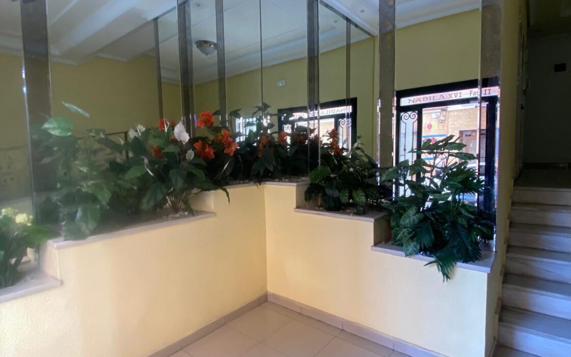 Апартаменты 50 кв.м в Торревьехе у моря с бассейном