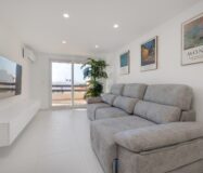 Светлая квартира с террасой в Торревьехе 102 кв.м 3 спальни