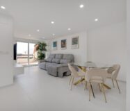 Светлая квартира с террасой в Торревьехе 102 кв.м 3 спальни