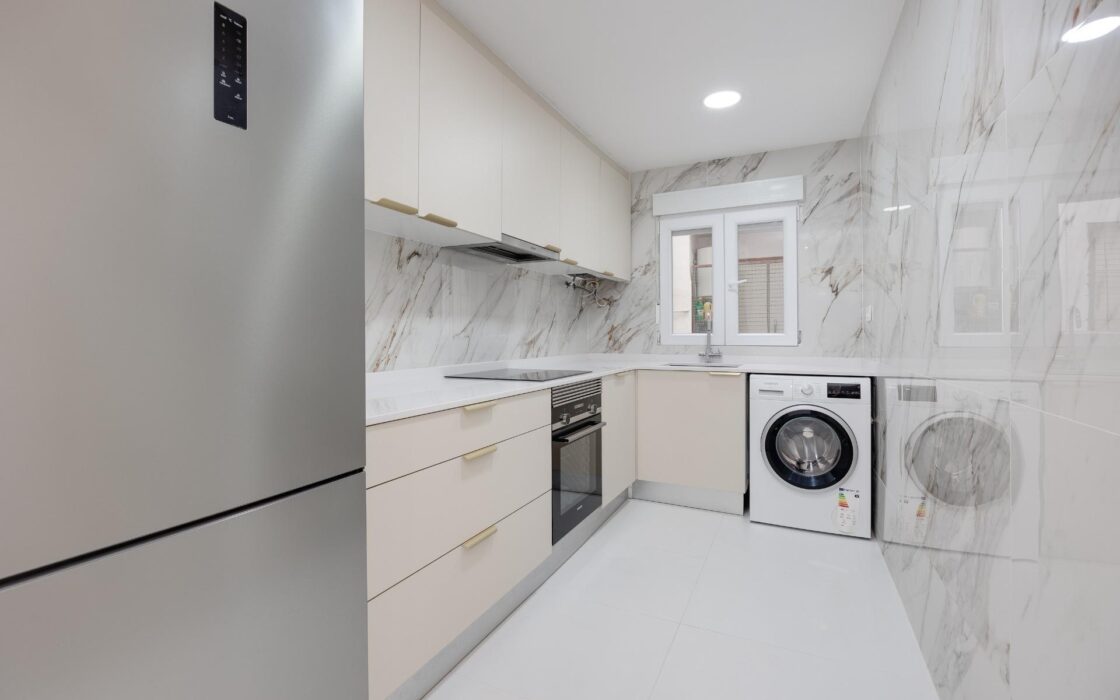 Светлая квартира с террасой в Торревьехе 102 кв.м 3 спальни