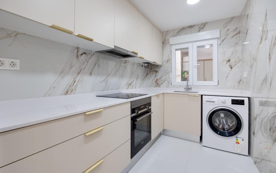 Светлая квартира с террасой в Торревьехе 102 кв.м 3 спальни