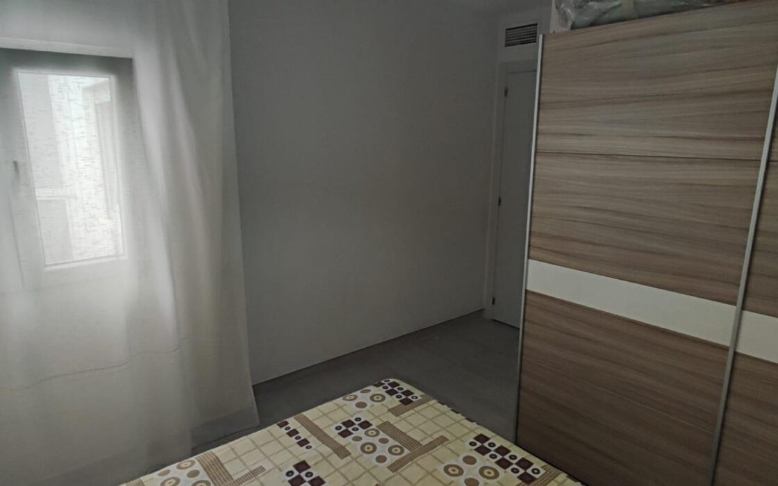 Квартира 65 кв.м з балконом в Аликанте на Авеніда де Алькой