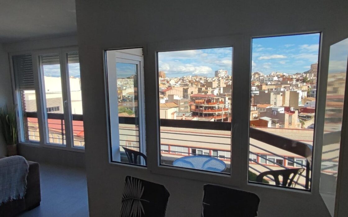 Квартира 65 кв.м з балконом в Аликанте на Авеніда де Алькой