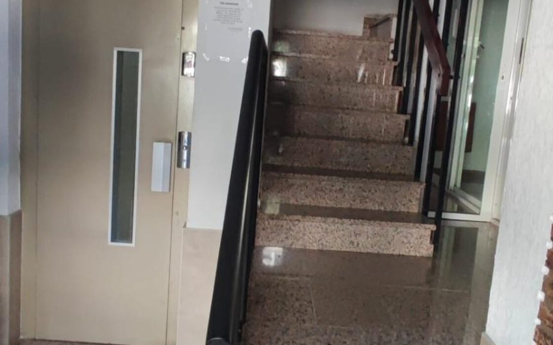 Квартира 65 кв.м з балконом в Аликанте на Авеніда де Алькой