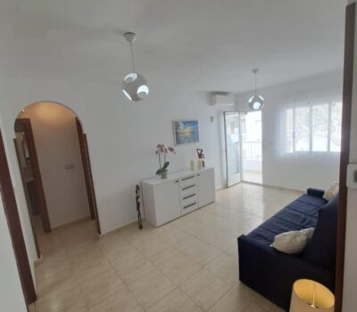 Апартаменти в Торрев’єсі з терасою 56 кв.м, 2 спальні