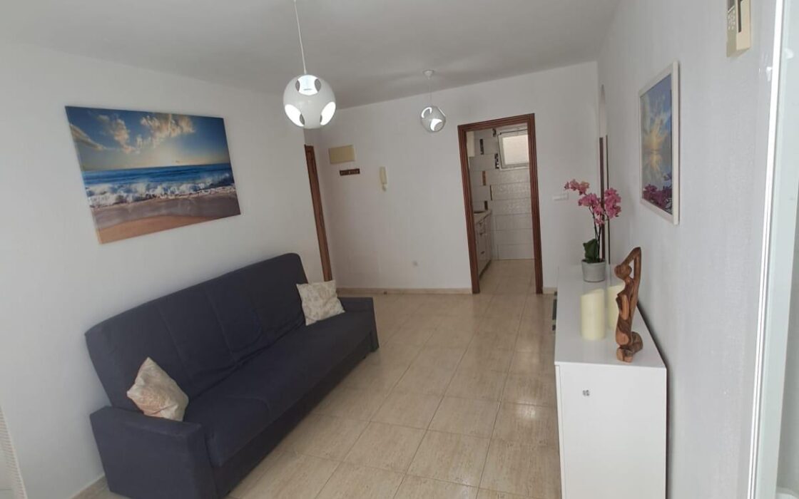 Апартаменты в Торревьехе с террасой 56 кв.м, 2 спальни