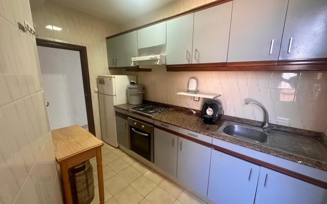 Светлая квартира у моря в Аликанте, 3 спальни, терраса