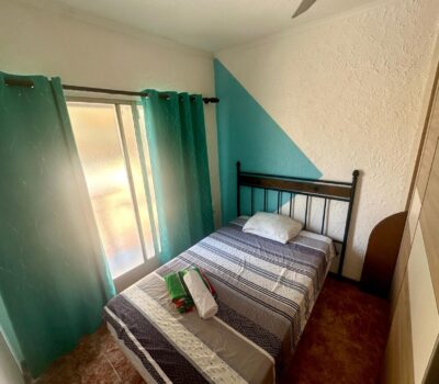 Простора квартира 4 кімнати в Аліканте з балконом