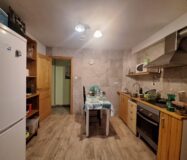 Апартаменты в Аликанте с балконом 95 кв.м и 4 комнатами