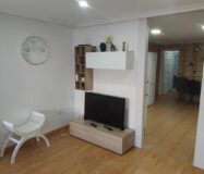 Квартира 68 кв.м с балконом в центре Аликанте