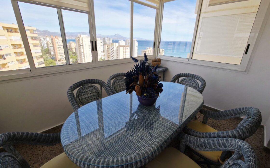 Апартаменти 105 кв.м у моря в Сан-Хуан-Плайя