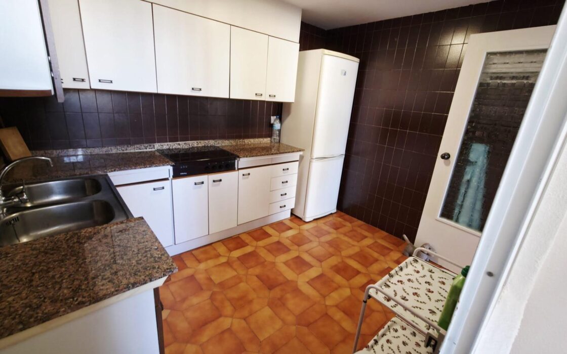 Апартаменти 105 кв.м у моря в Сан-Хуан-Плайя