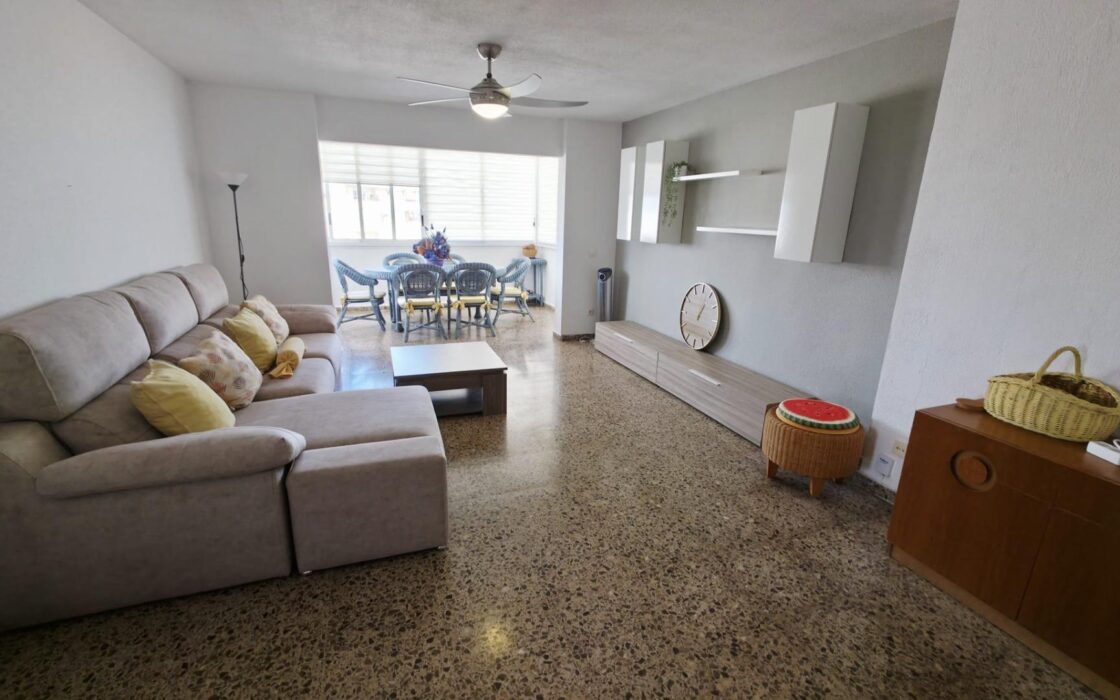 Апартаменти 105 кв.м у моря в Сан-Хуан-Плайя