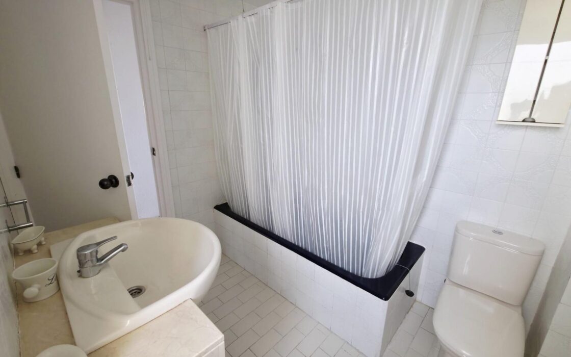 Апартаменти 105 кв.м у моря в Сан-Хуан-Плайя