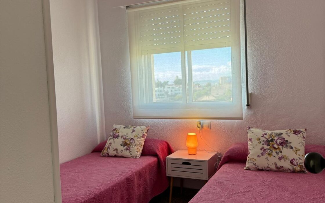 Апартаменти 105 кв.м у моря в Сан-Хуан-Плайя