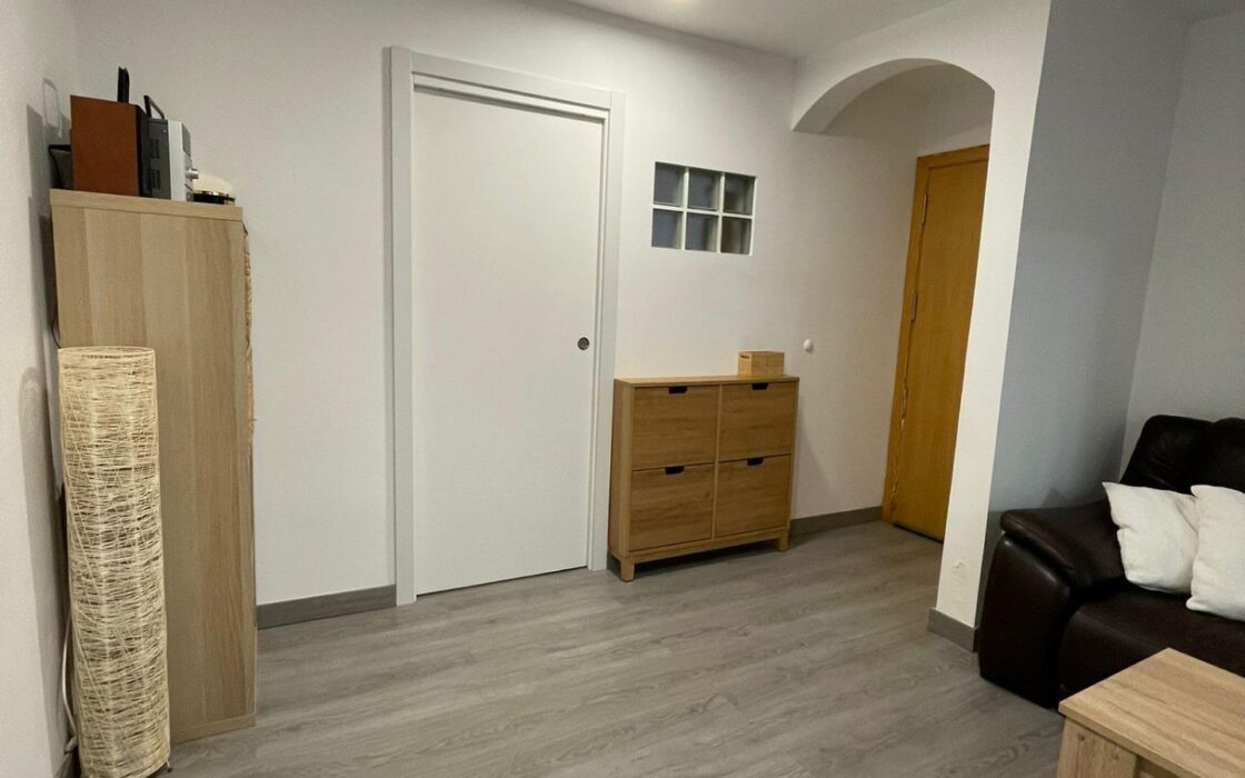 Апартаменты в Аликанте 96 кв.м с 2 спальнями у моря