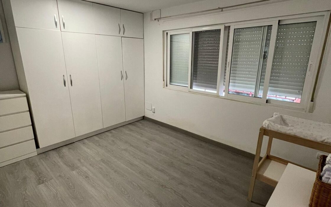 Апартаменты в Аликанте 96 кв.м с 2 спальнями у моря