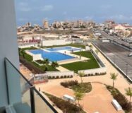 Нова квартира 78 кв.м у моря в Торревьехе з терасою