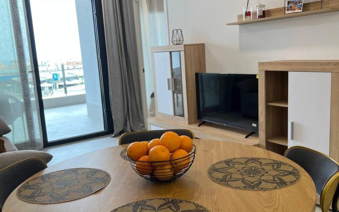 Нова квартира 78 кв.м у моря в Торревьехе з терасою