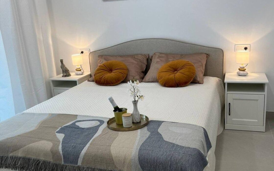 Нова квартира 78 кв.м у моря в Торревьехе з терасою