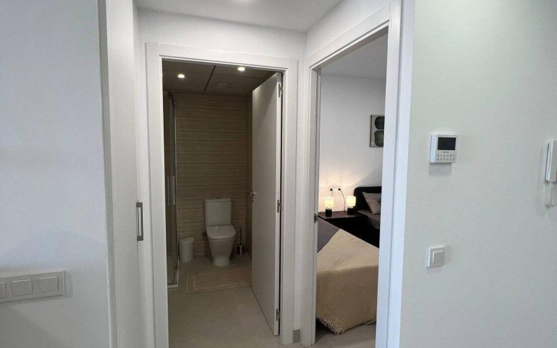 Нова квартира 78 кв.м у моря в Торревьехе з терасою