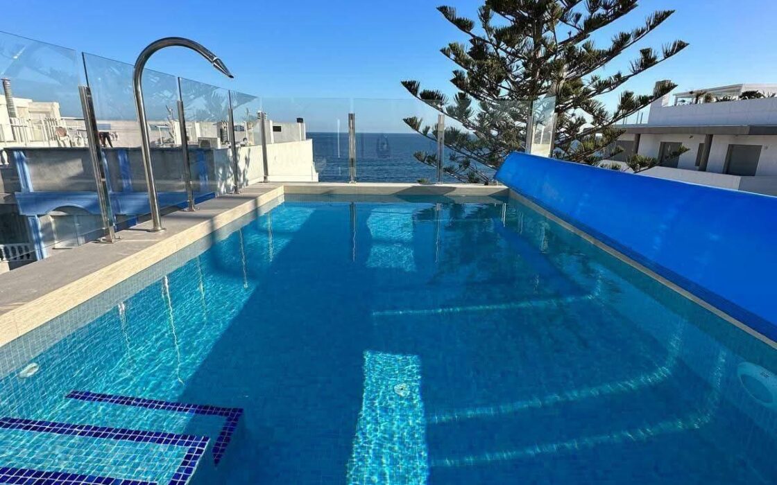 Апартаменты 3 комнаты в Торревьехе с террасой у пляжа