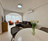 Апартаменты 61 кв.м с террасой в Торревьехе у моря