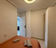 Апартаменты 61 кв.м с террасой в Торревьехе у моря