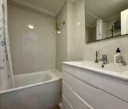 Апартаменты 61 кв.м с террасой в Торревьехе у моря