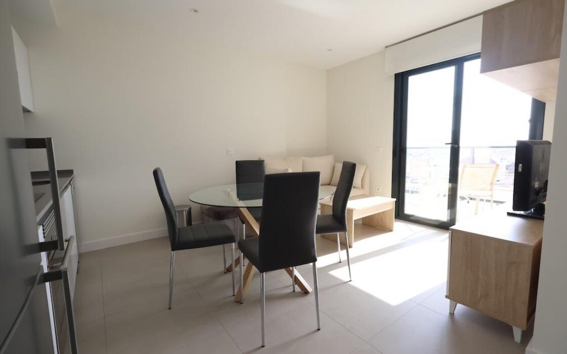 Апартаменти 79 кв.м у моря в Сан-Педро-дель-Пинатар