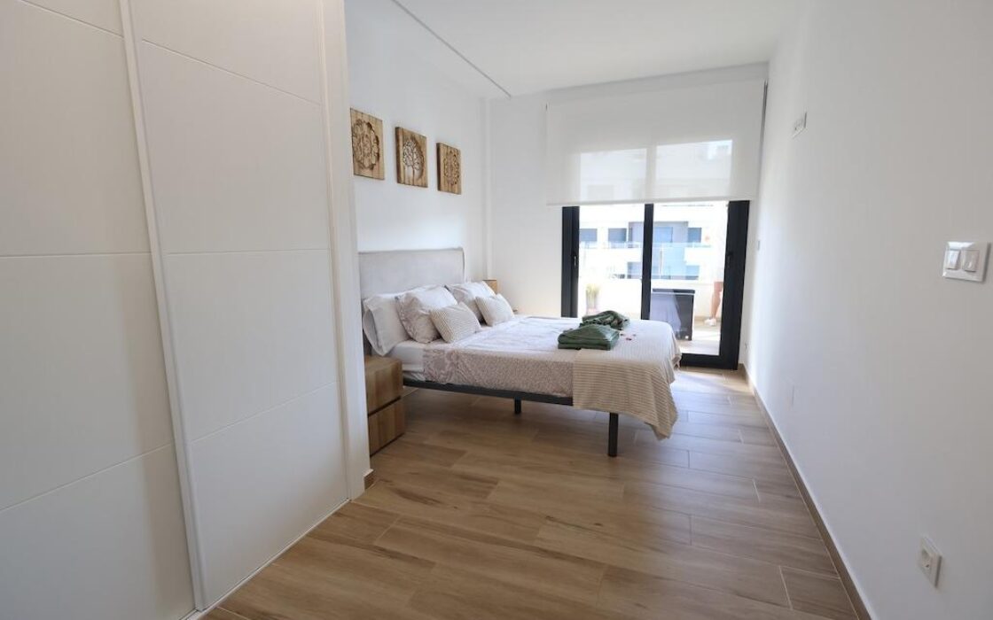 Апартаменты 60 кв.м в Ориуэла Коста у моря 2023 года