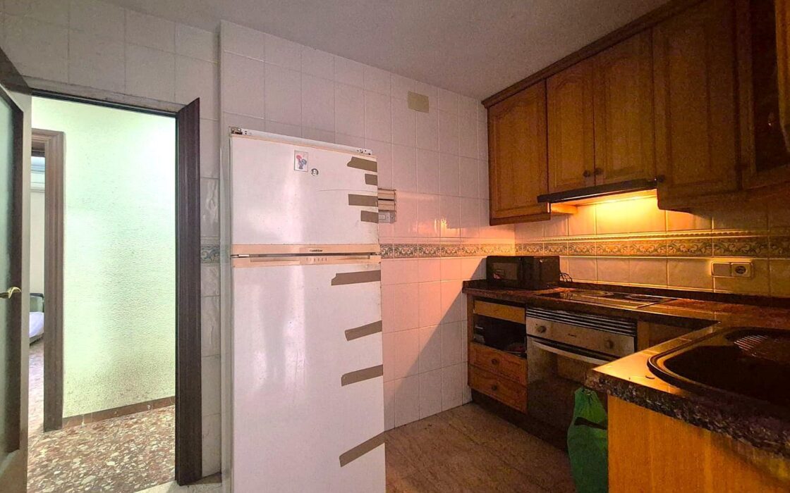 Апартаменты в Аликанте 69 кв.м с 3 спальнями у моря