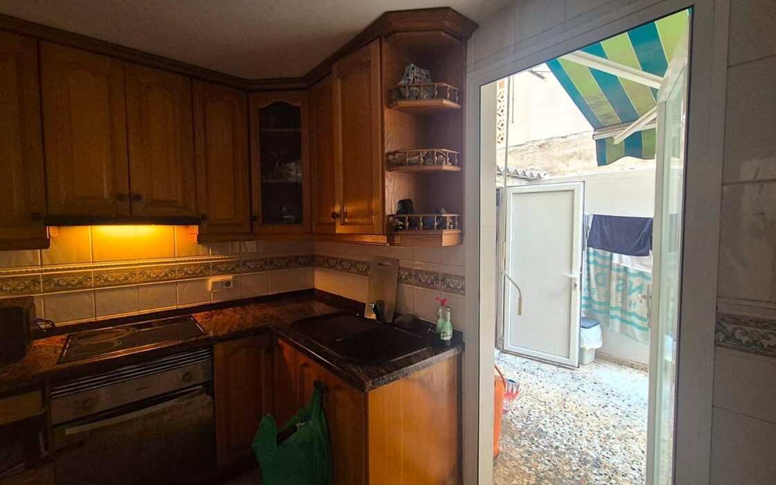 Апартаменты в Аликанте 69 кв.м с 3 спальнями у моря