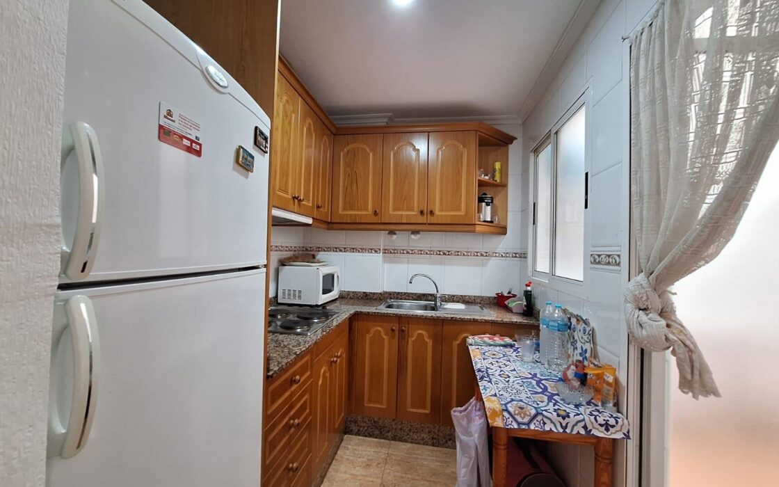 Апартаменты 75 кв.м у моря в Торревьехе с 3 комнатами