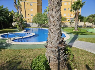 Апартаменты 69 кв.м в Торревьехе рядом с морем