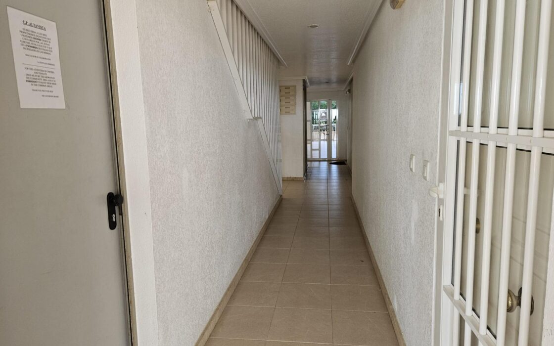 Апартаменты 69 кв.м в Торревьехе рядом с морем