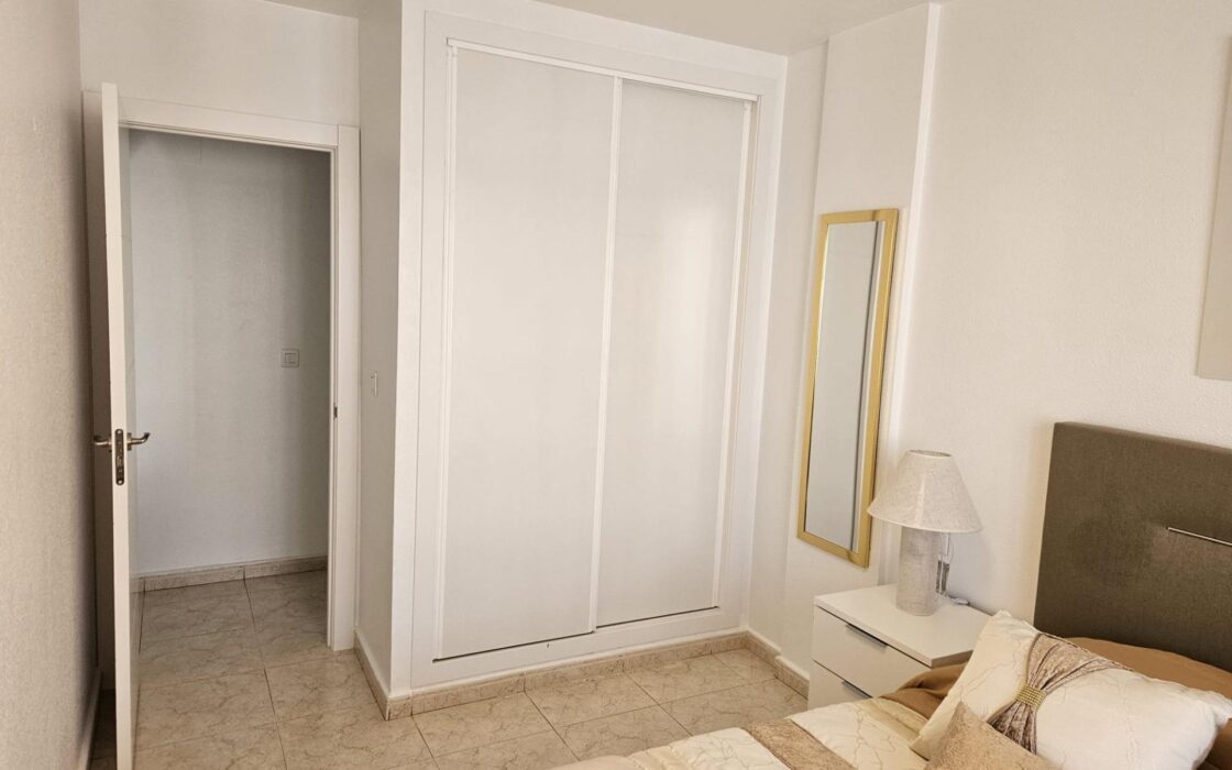 Апартаменты 69 кв.м в Торревьехе рядом с морем