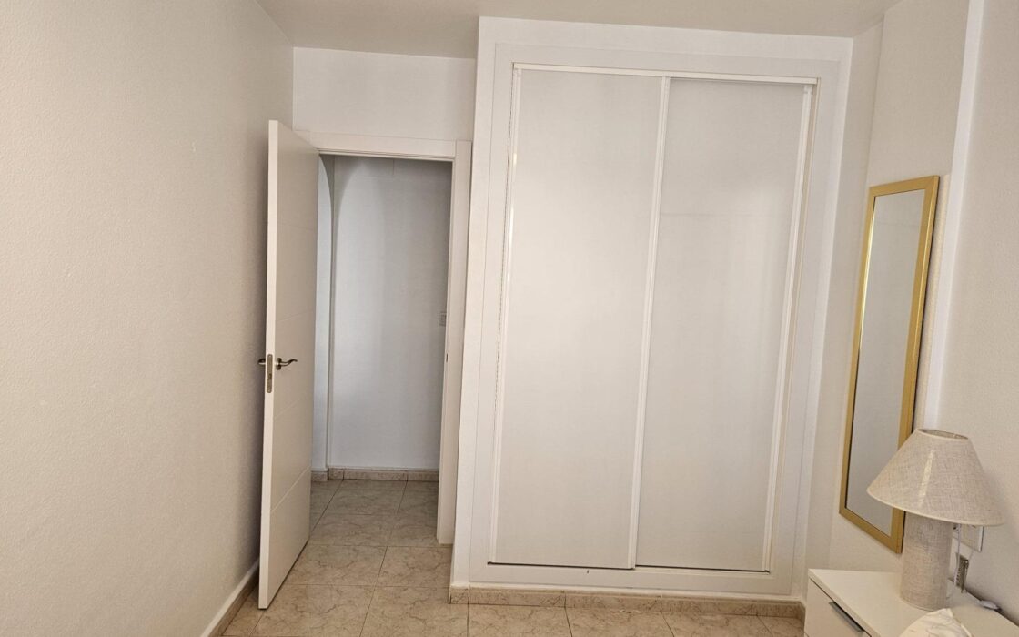 Апартаменты 69 кв.м в Торревьехе рядом с морем