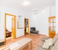 Апартаменты 51 кв.м в Торревьехе у моря с террасой