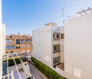 Апартаменты 51 кв.м в Торревьехе у моря с террасой