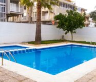 Апартаменты 51 кв.м в Торревьехе у моря с террасой