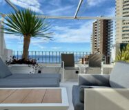 Двухэтажная квартира у моря в Бенидорме 110 кв.м с террасой
