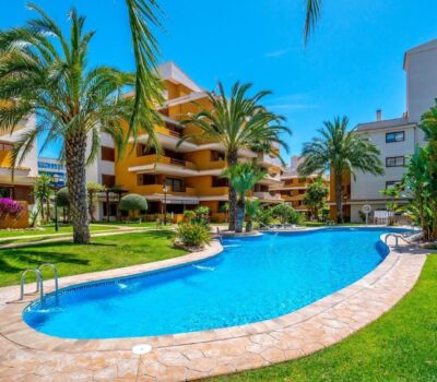 Простора квартира в Ориуэле Коста з терасами 95 кв.м