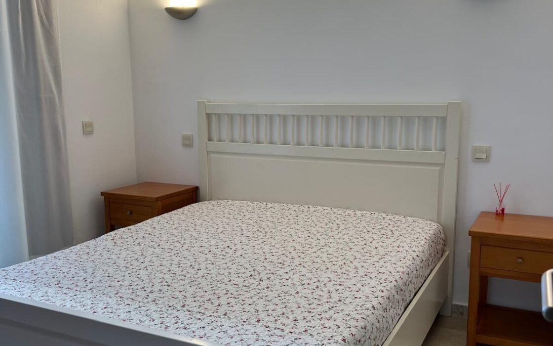 Простора квартира в Ориуэле Коста з терасами 95 кв.м